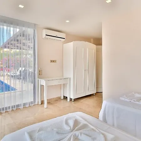 Dom wakacyjny Feride - Stunning Views Overlooking Sea